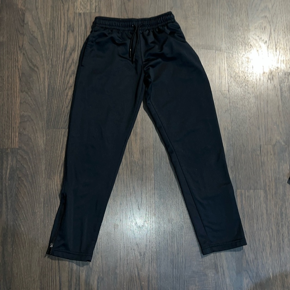 Class Club Kinetic Boys size 8 Athletic Active Zip Hem Pants in Black